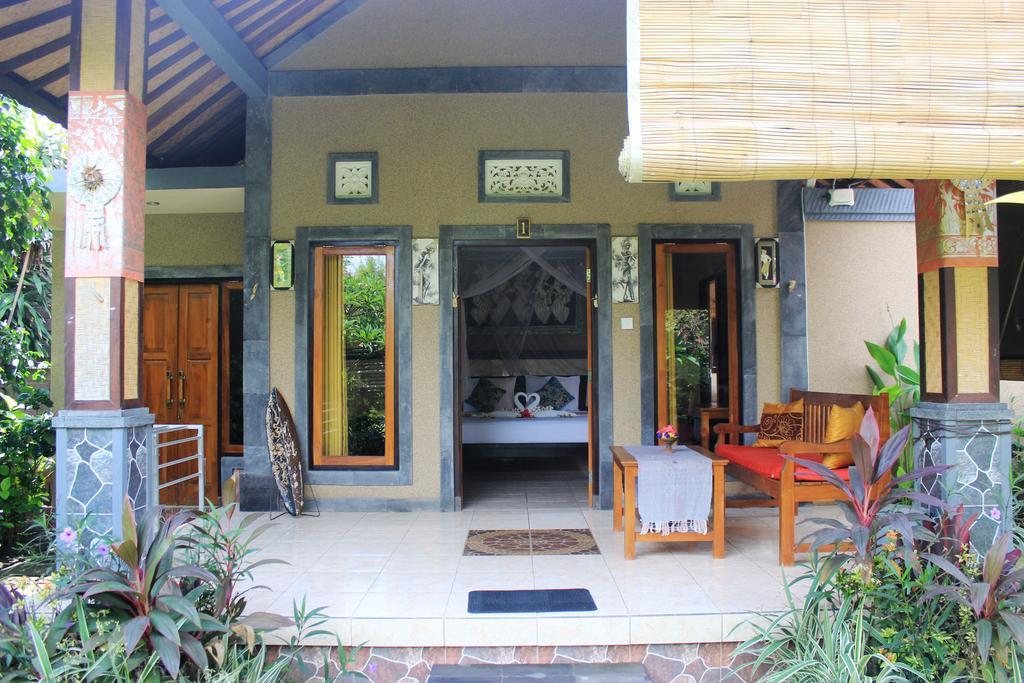 Pondok Shindu Guest House ペムテラン エクステリア 写真
