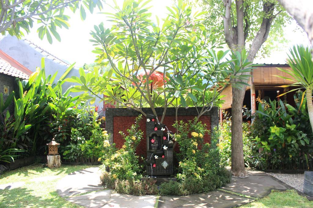 Pondok Shindu Guest House ペムテラン エクステリア 写真