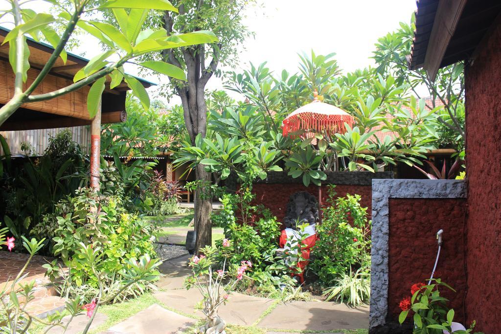 Pondok Shindu Guest House ペムテラン エクステリア 写真