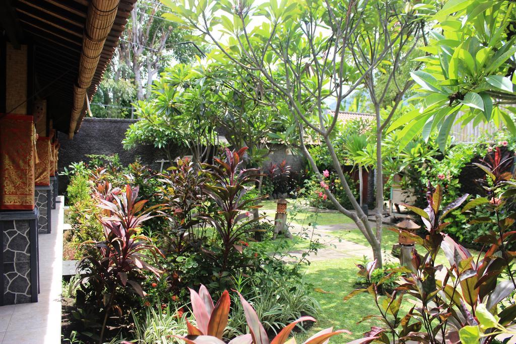 Pondok Shindu Guest House ペムテラン エクステリア 写真