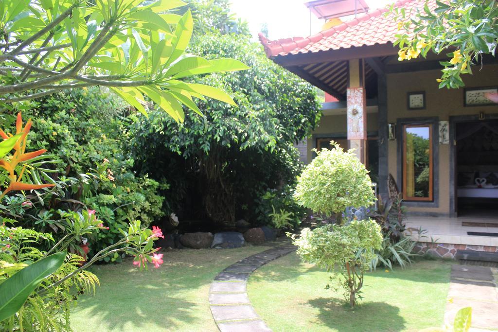 Pondok Shindu Guest House ペムテラン エクステリア 写真
