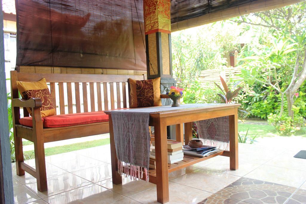 Pondok Shindu Guest House ペムテラン エクステリア 写真
