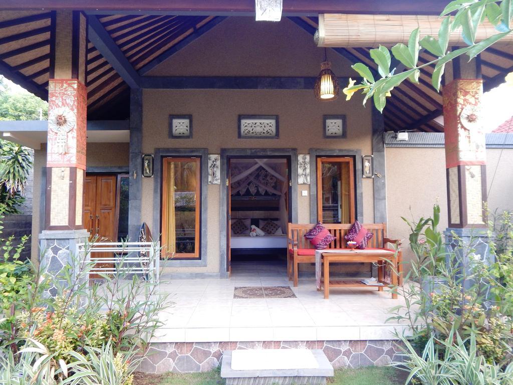 Pondok Shindu Guest House ペムテラン エクステリア 写真